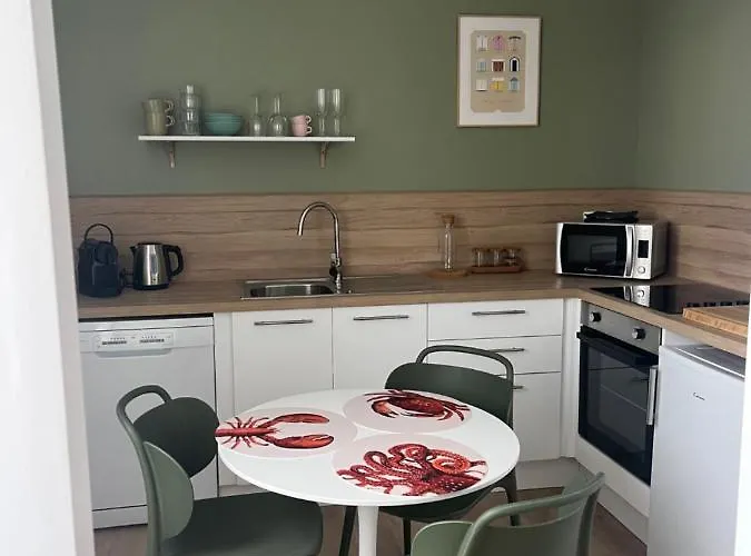 Appartement Comme A La Maison Refait A Neuf